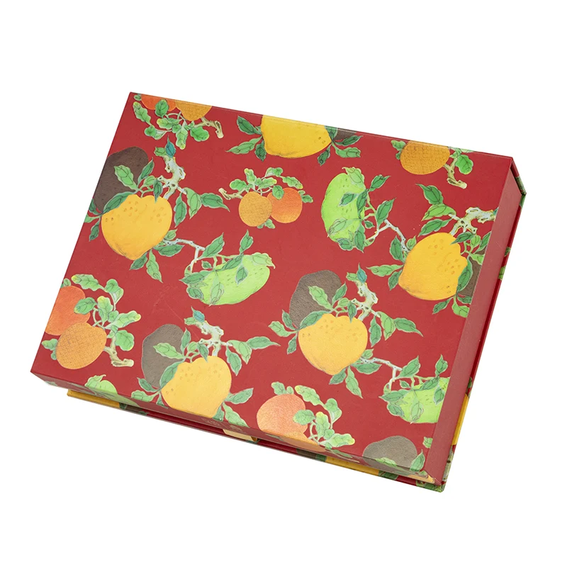 Négyzet alakú mágneses díszdoboz